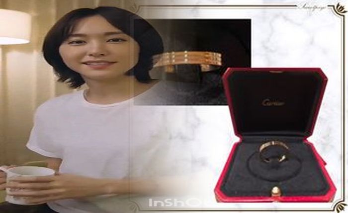 カルティエ クリスマス 限定 リング