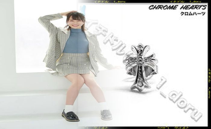クロム ハーツ ピアス 芸能人