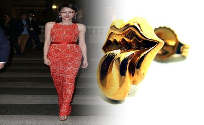 クロム ハーツ ピアス 十字架