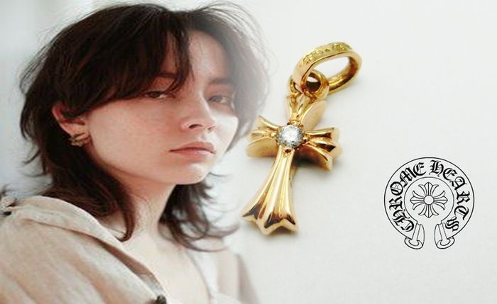 クロム ハーツ ピアス メルカリ