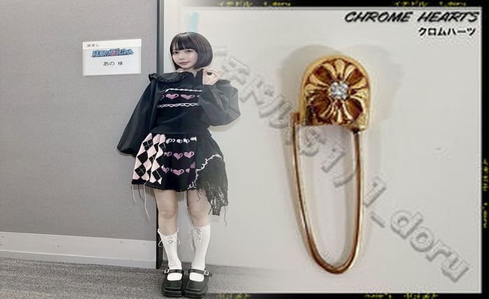 クロム ハーツ ピアス 三代目