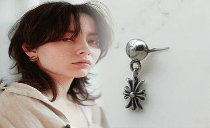 クロム ハーツ ピアス キャッチ