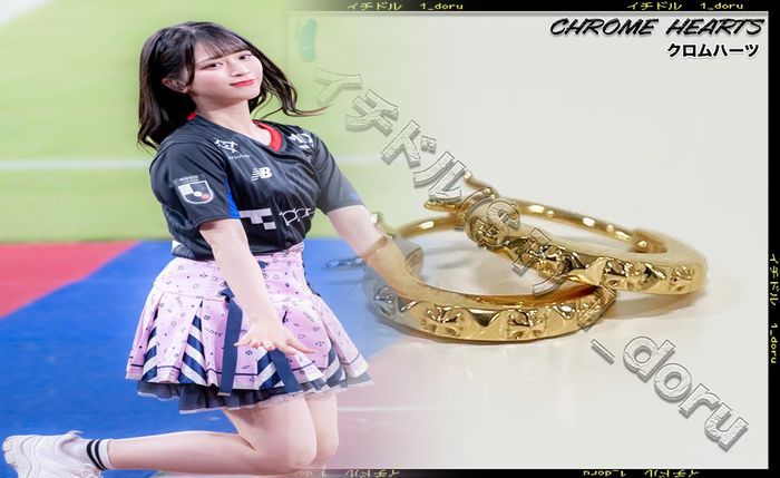 クロム ハーツ ピアス 芸能人