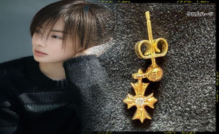中間 淳太 ピアス クロム ハーツ