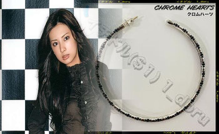 クロム ハーツ ピアス キャッチ