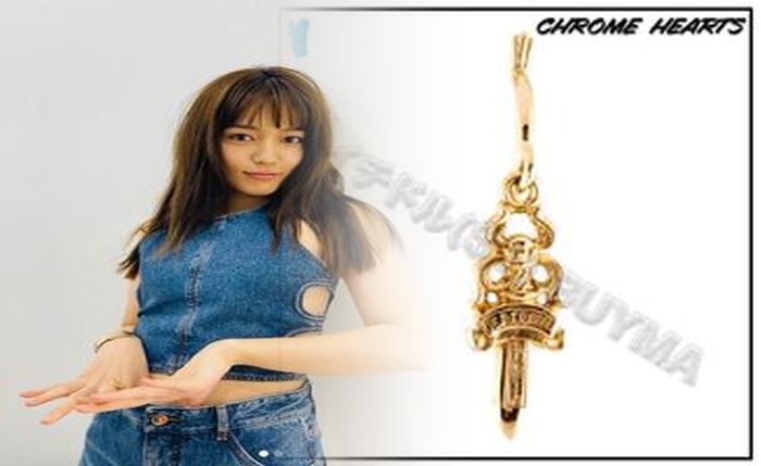 クロム ハーツ ピアス amazon