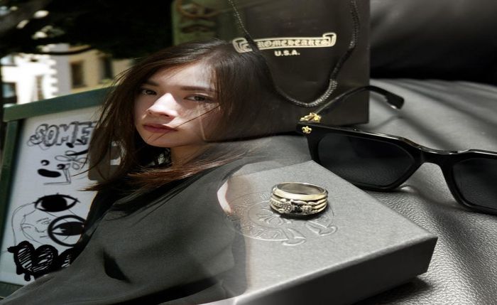 ピンキー リング クロム ハーツ