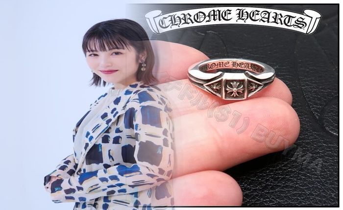 クロム ハーツ リング 重ね 付け