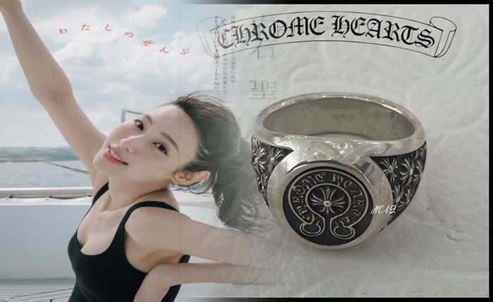 ピンキー リング クロム ハーツ