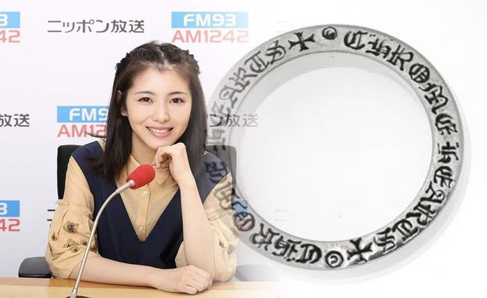 クロム ハーツ 結婚 指輪 重ね 付け