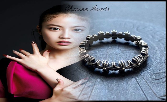 クロム ハーツ フローラル クロス リング