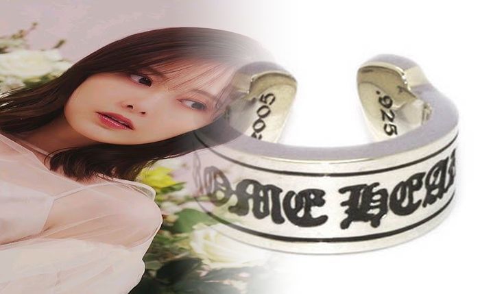 ピンキー リング クロム ハーツ