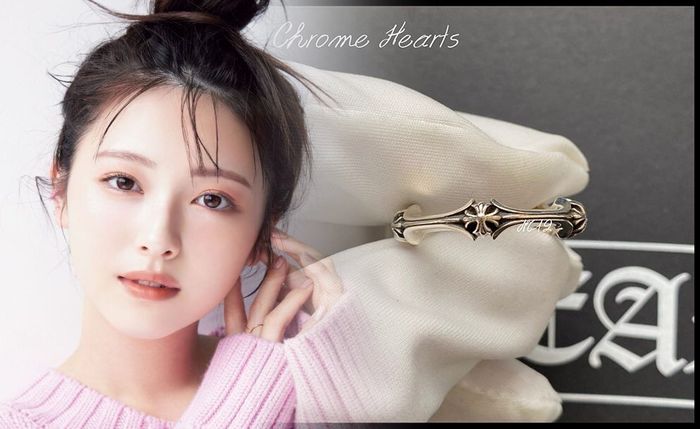 クロム ハーツ ダガー リング ダイヤ