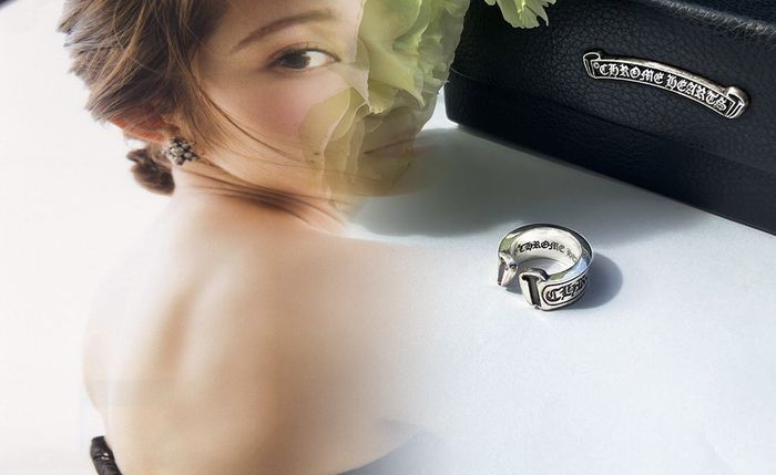 スペーサー リング クロム ハーツ