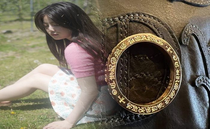 クロム ハーツ スクロール ラベル リング