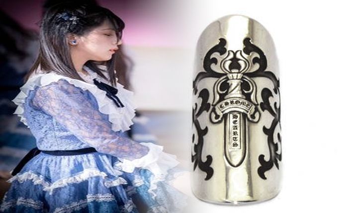 クロム ハーツ 結婚 指輪 金