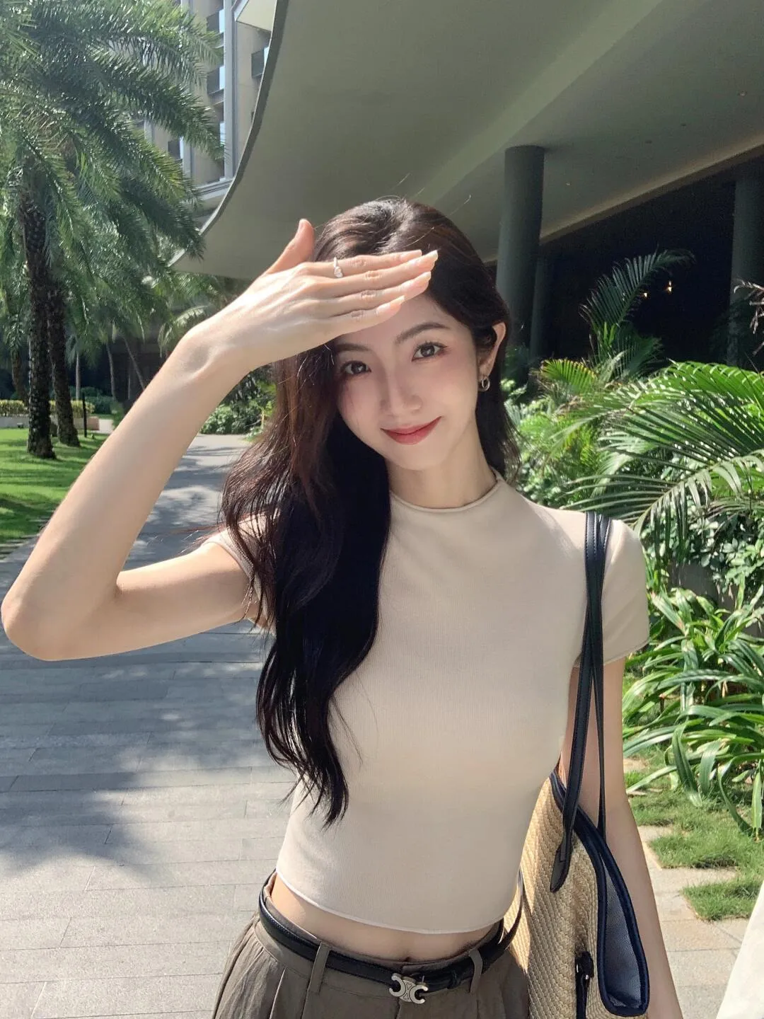 瑠奈 小島