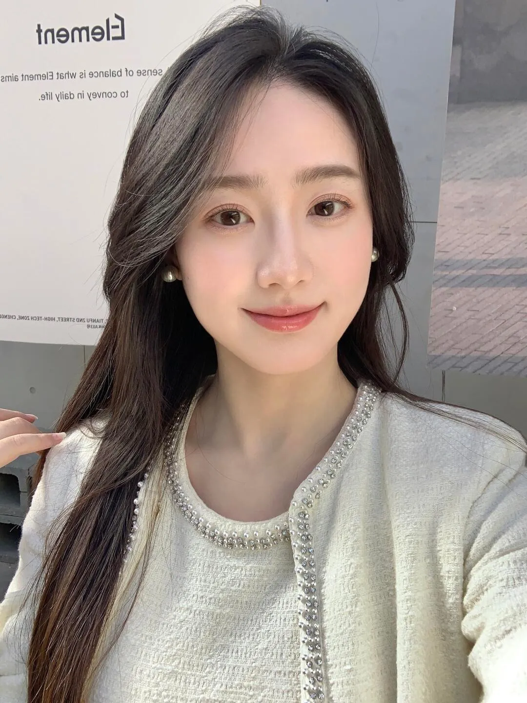彩花 佐藤 (Ayaka Sato)