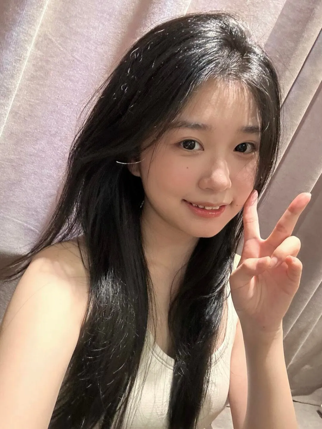 杏奈 大沢 (Anna Osawa)