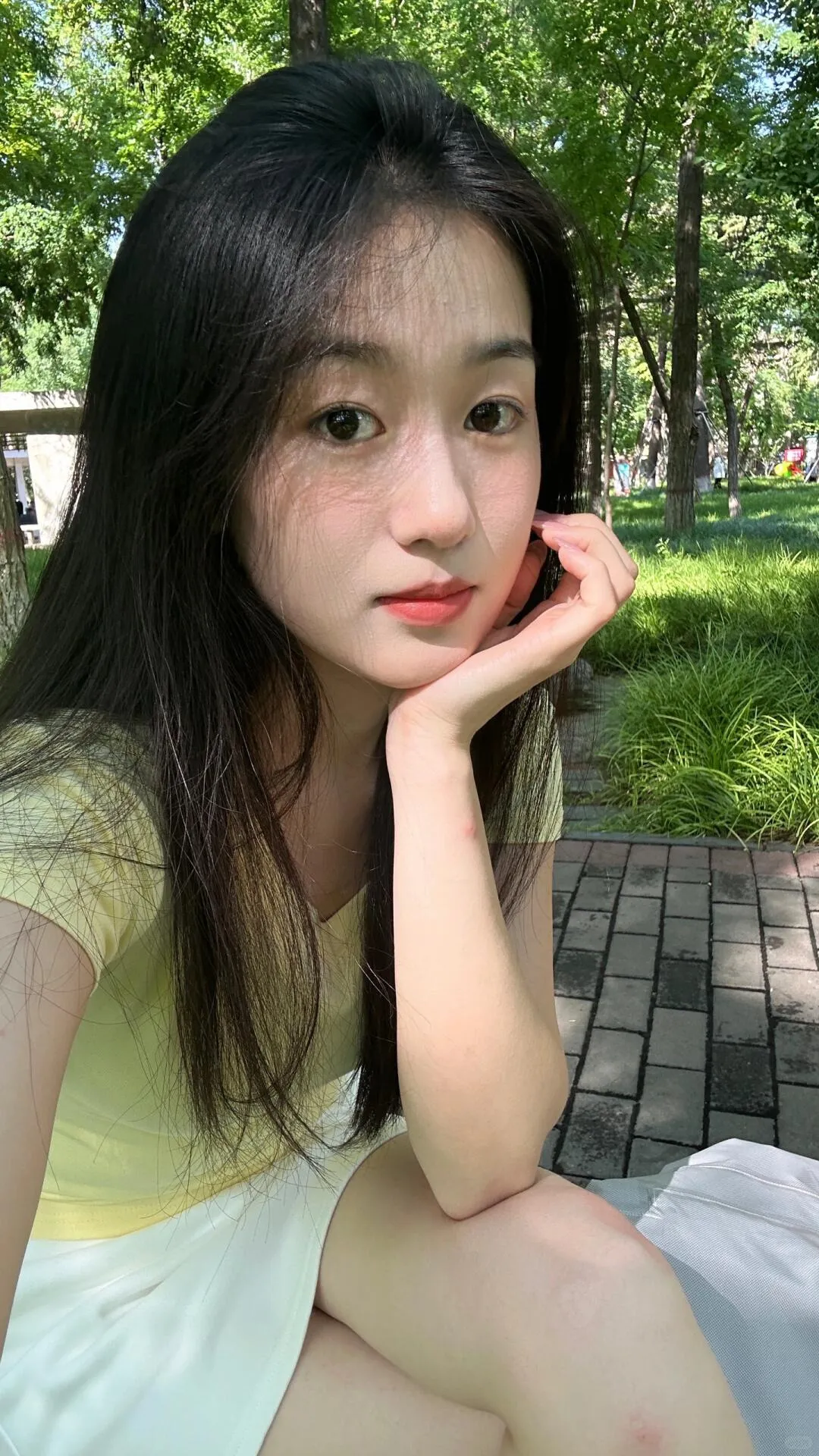 遥 花井 (Haruka Hanai)