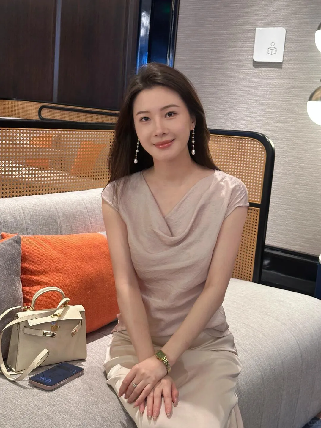 優奈 相川 (Yuna Aikawa)