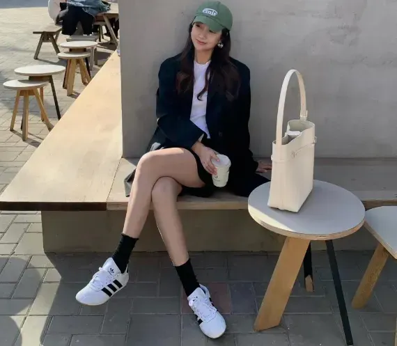 由依 田島 (Yui Tajima)