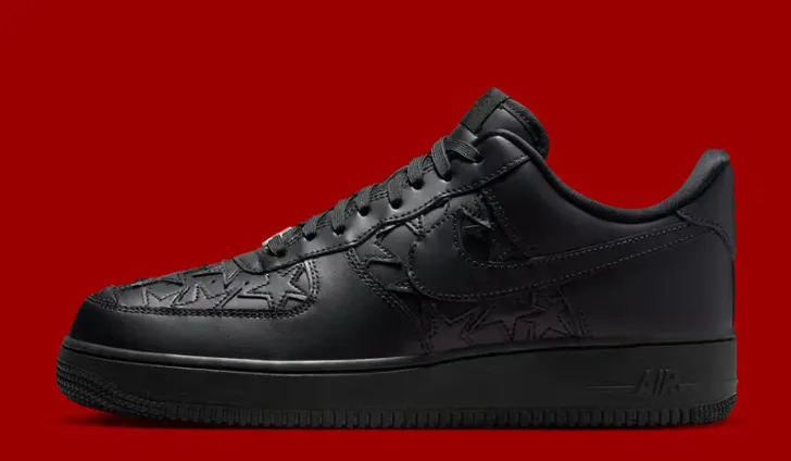 1. スター要素が進化するAir Force 1 “Black Stars”.webp