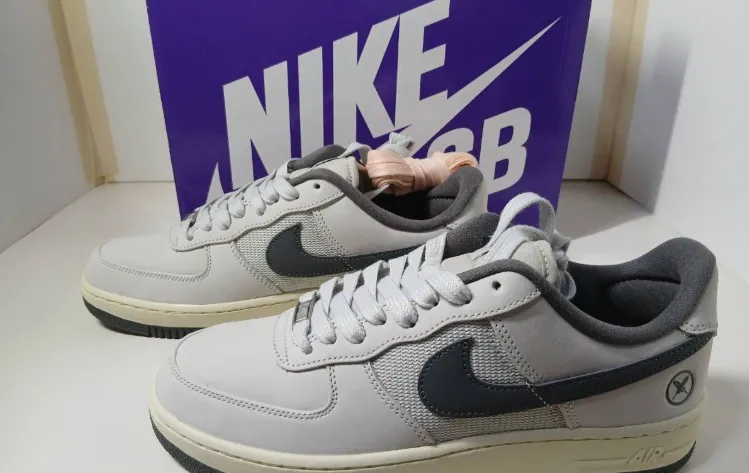 【スニーカー】堀米雄斗×NIKEのエアフォース1を実物レビュー！一般販売で並ばず購入できた理由とプレ値の現在をチェック