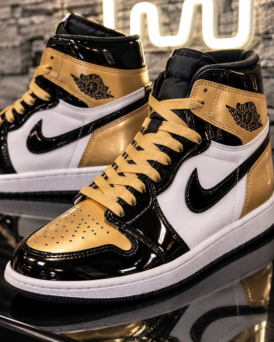  Jordan 1 GOLD TOE (2).webp